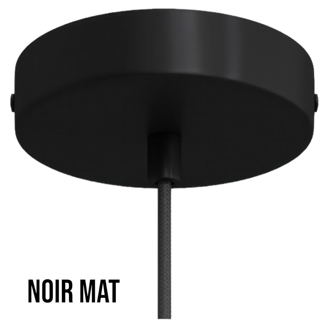 Accessoires pour les luminaires et lampes “pas dans la mer” "Pas dans la mer" une marque déposée de fabrication de luminaires eco-responsables, à partir de bouteilles plastiques recyclées. Fabrication à la main, en Provence pour une décoration durable. Ces créations de lampes sont faites sur mesure et trouvent l’inspiration dans l’environnement et la nature. Démarches: Upcycling / Slowdesign / Recyclage / Fleurs / Environnement /Lumière