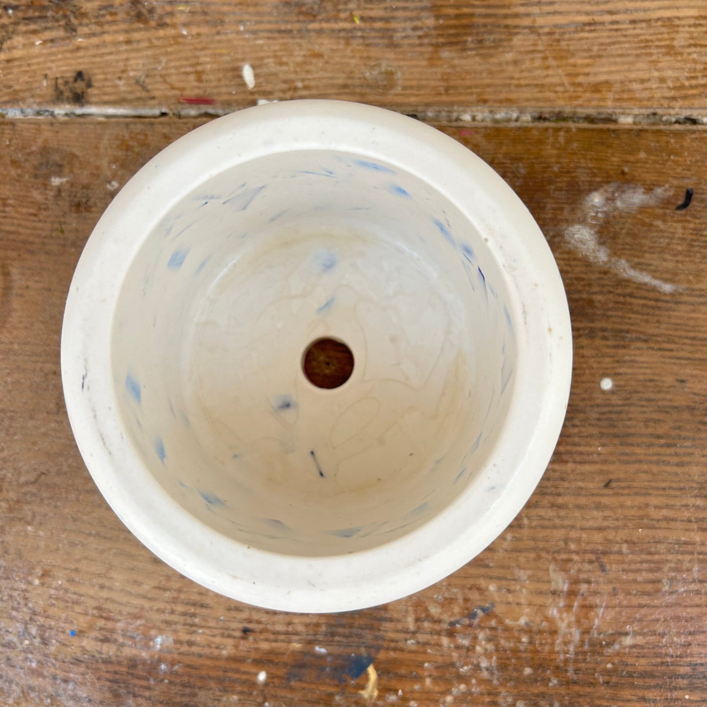 Grand cache-pot en bouchons plastiques et éco-résine BLEU OUTREMER
