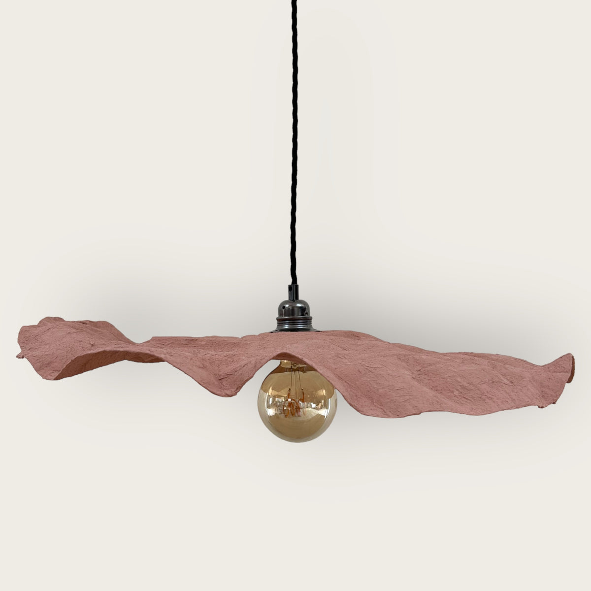 Abat-jour suspension PÉTALE rose Terre brûlée – luminaire artisanal écoresponsable
