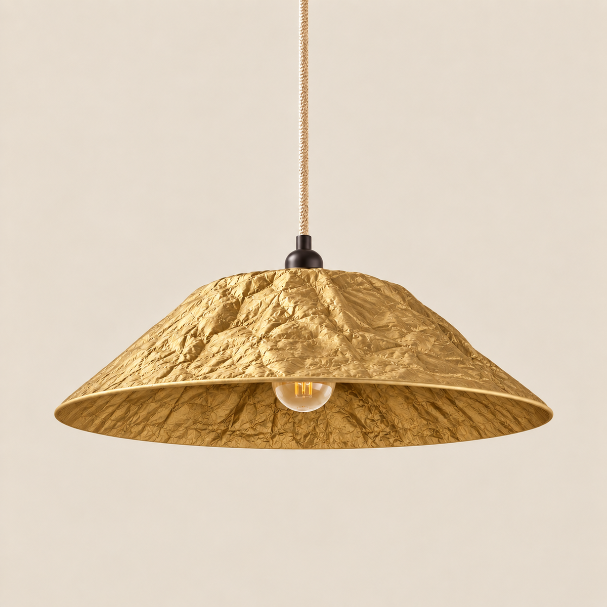 Abat-jour suspension Ombrelle Doré en plastique recyclé, luminaire artisanal fait main en Provence