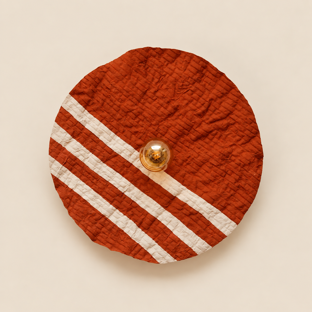 Applique murale graphique avec rayures en plastique recyclé pour un intérieur durable (terracotta et lin )
