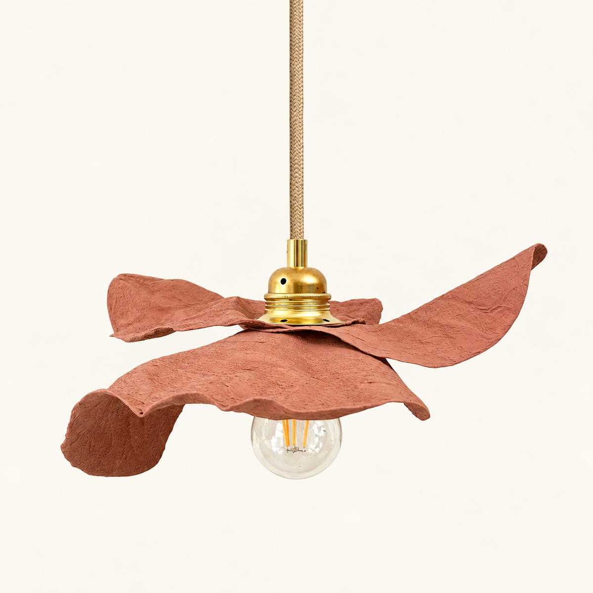 Suspension TULIPE Rose Terre Brûlée, luminaire artisanal écoresponsable fait main en Provence