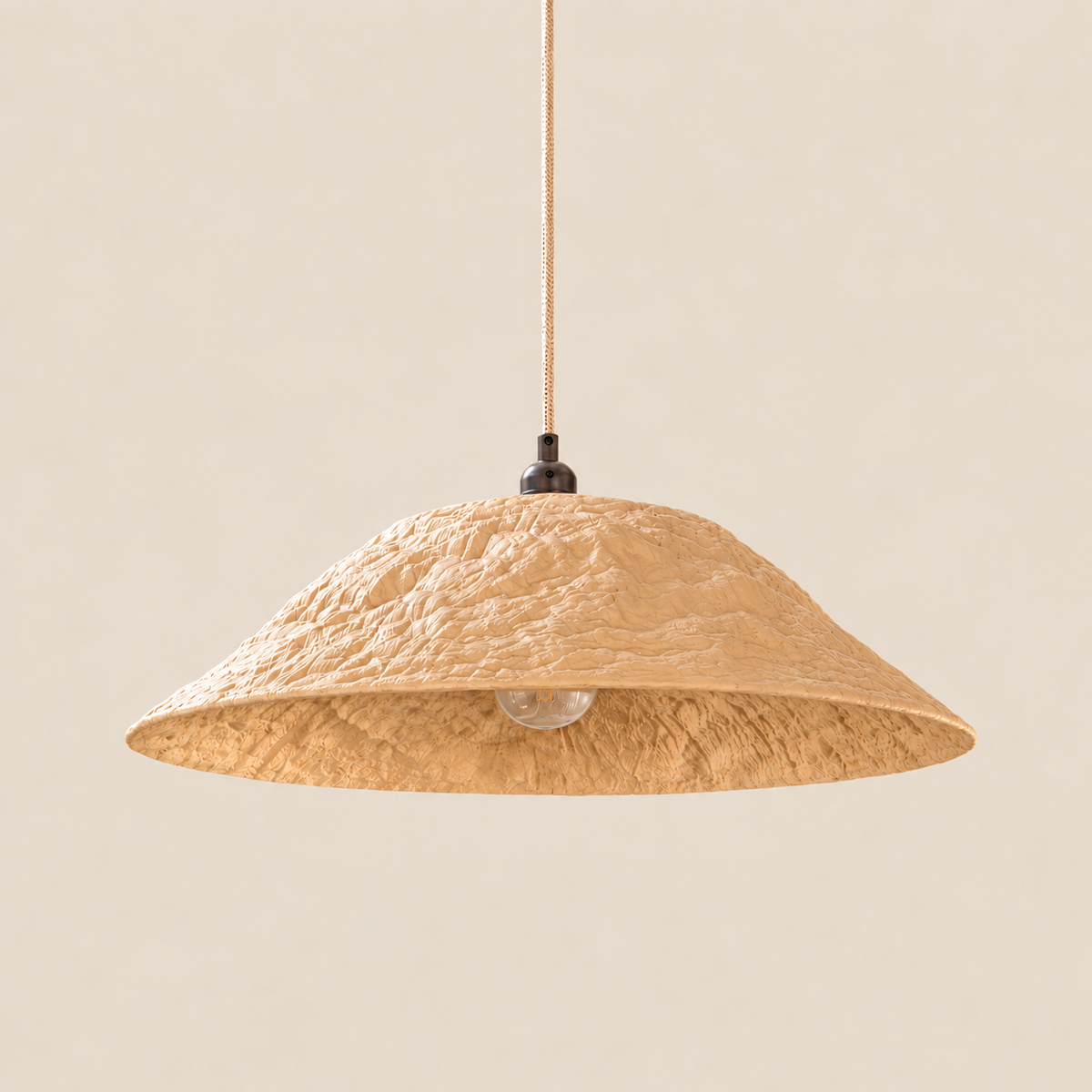 Abat-jour suspension Ombrelle Jaune Paille en plastique recyclé, luminaire artisanal fait main en Provence