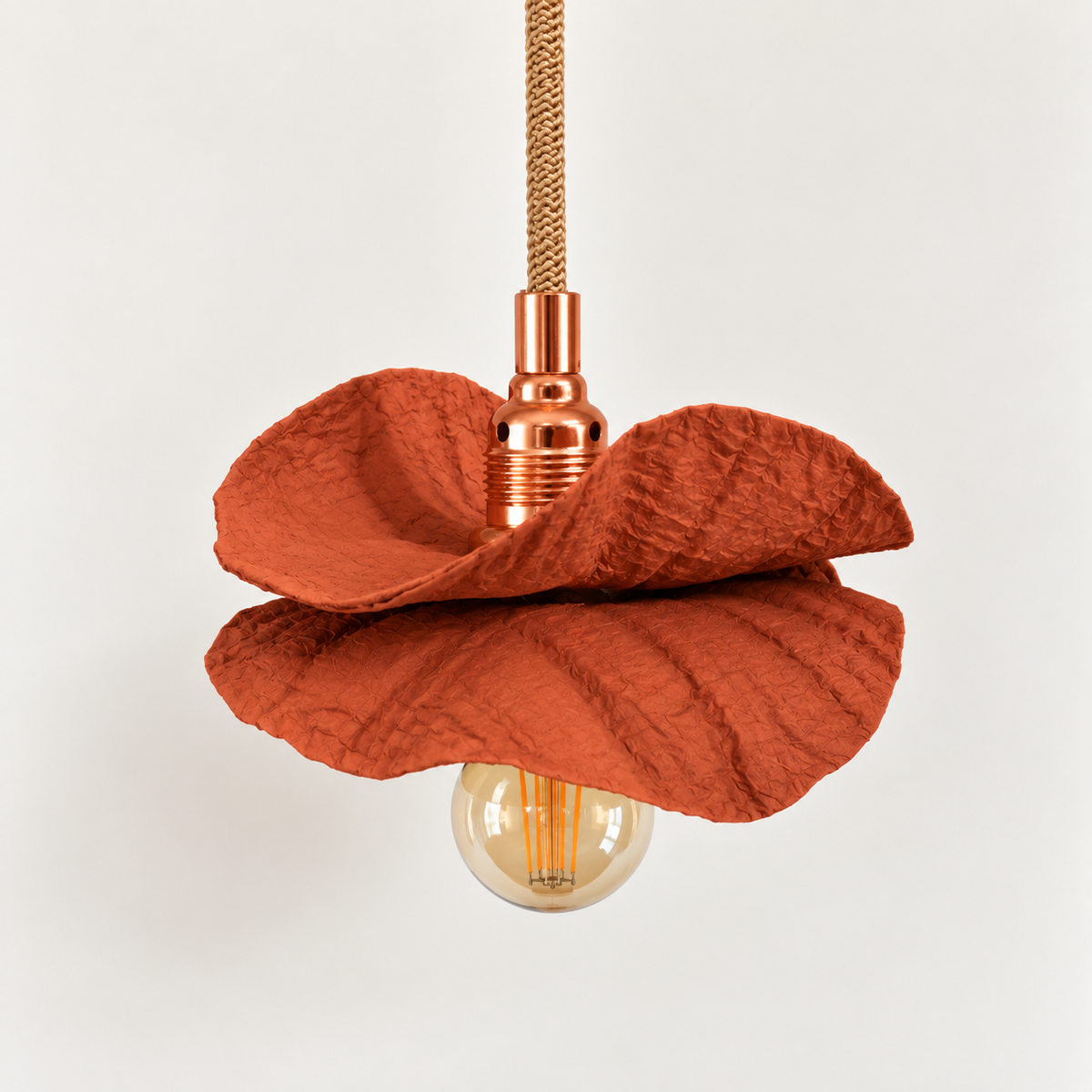 Baladeuse Orange Terracotta en bouteilles recyclées – luminaire upcycling pour une décoration durable