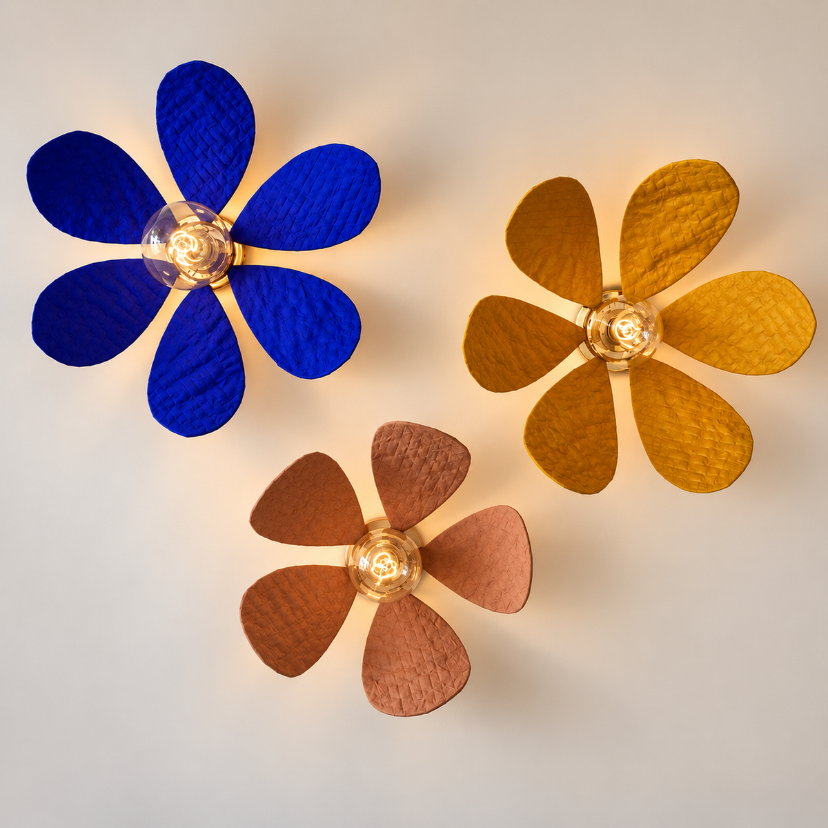 Abat-jour Nénuphar en différents coloris, création écoresponsable en upcycling