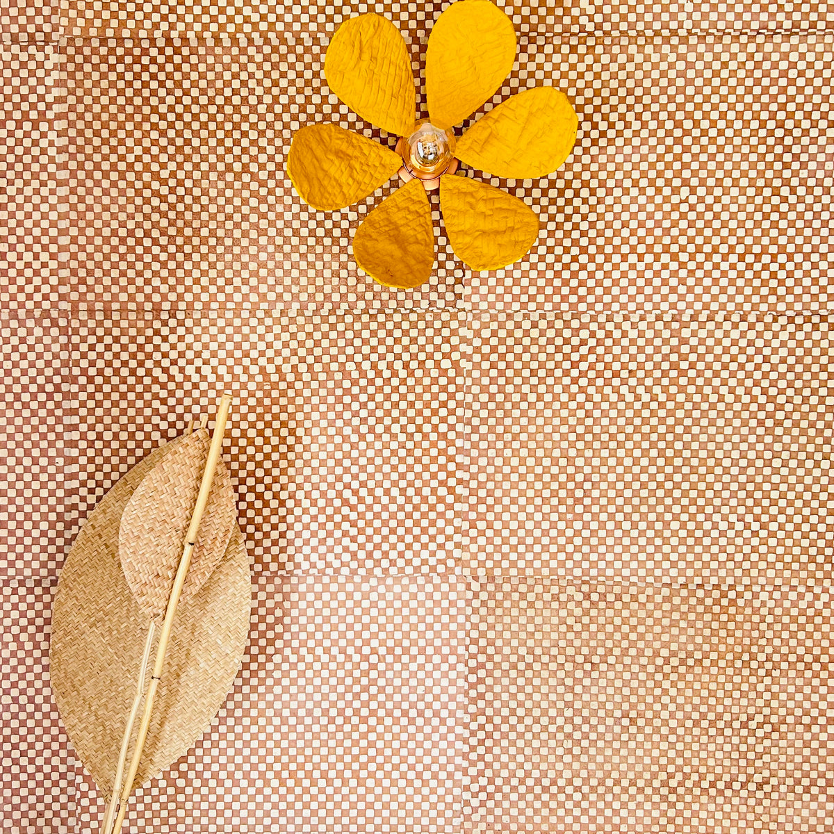Applique Nénuphar Jaune Ocre. Idéale pour un interieur bohème et une décoration durable